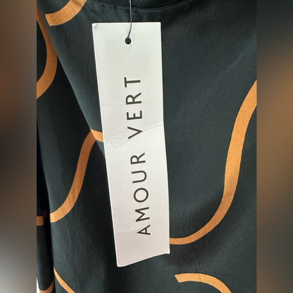 Amour Very Barlow Washable Silk Cami - Waves Carmel Color -       Size 1… - Picture 7 of 10